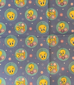 Looney Tunes Tweety Bird Circles Blue Cotton Fabric 18” x 21” FQ - Picture 1 of 3