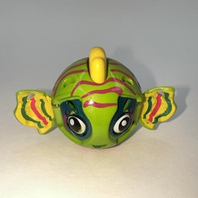 Spinmaster Zoobles Spring To Life sea habit Seagonia green fish Toy Figure Sega