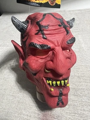 Винтажная маска дьявола Trick Or Treat для взрослых Evil Spirit красная один размер пластик - Изображение 1 из 4