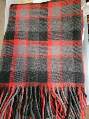 Pendelton Woolen Mills 52x70" Stadium Blanket - Image 1 of 3