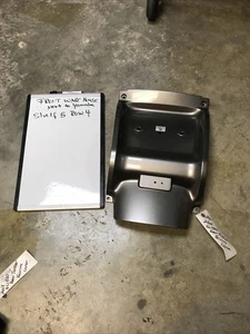 2001-05 Honda GL1800 Goldwing 1800 Titanium Rear Fender Panel 80100-MCA-0000 - Picture 1 of 16