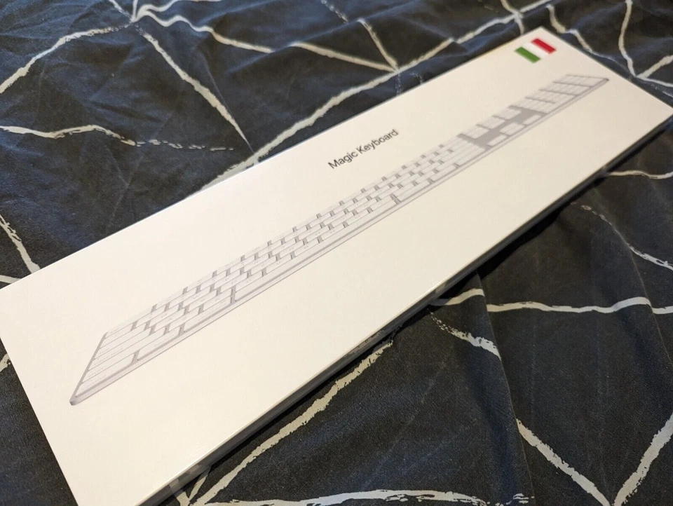 [SEALED] APPLE Magic Wireless Keyboard with Numeric Keypad - Italian layout - Image 1 of 1