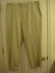 Mens Axist Classic Fit Beige Khaki Flat Front Pants Wrinkle Free Sz 42 x 30 NEW - Picture 1 of 10