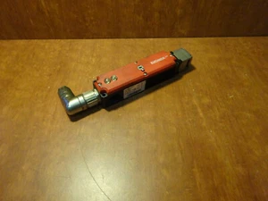 Euchner safety switch 099644 STP3A - Picture 1 of 3