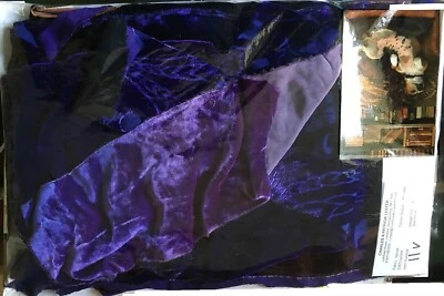 Art designer velvet fabric patchwork kits cushions tapestries throws pictures - Image 1 of 2