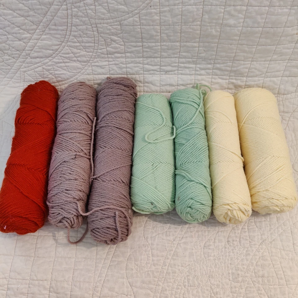 Mixed Lot of 7 Vintage Spundola DuPont Medium Weight #4 Yarn 85g 3oz Skeins - Image 1 of 4