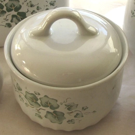 Corell 糖碗 带盖子和奶油套装 康宁 Green Callaway Ivy 图案 状况极佳 C — 第 1/4 张图片