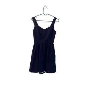 Lauren James Seersucker Blue Sundress Women’s Size Medium Fit & Flare Classic - Picture 1 of 3