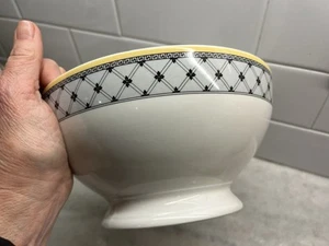Villeroy & Boch Audun Ferme 7.5” Footed Porcelain Round Vegetable Salad Bowl - Picture 1 of 8