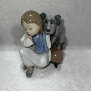 Lladro figurine 5706 We Can’t Play Girl With Hurt Arm Sad Dog - Picture 1 of 6