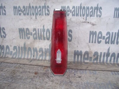 87-88 Cadillac Deville Fleetwood FWD lanterna traseira direita lâmpada de freio traseira fabricante de equipamento original - Imagem 1 de 4