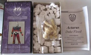 Actarus Goldrake Ufo Robot Resin Kit JJ Model Dynamic RARO SPESE GRATIS - Foto 1 di 1