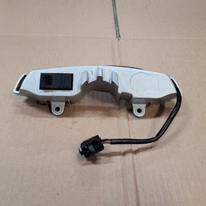 bmw f650cs scarver hazard warning switch 61 31 7 661 739 - Foto 1 di 11