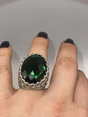 Nuevo Anillo PJM Alto Pulido Acero Inoxidable Enorme Piedra Verde Vidrio Tamaño 7.25 Foto 1 de 4