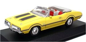 NewRay 1/43 Scale Diecast 48756 - 1970 Oldsmobile 4-4-2 - Yellow