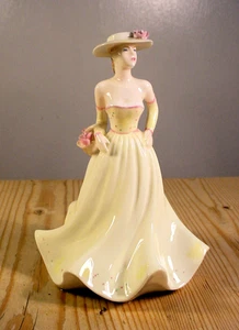Coalport Kerry Figurine - Picture 1 of 4