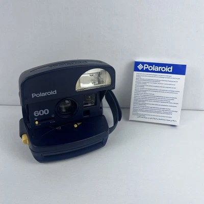 Polaroid 600 Round Instant Film Vintage Camera Retro Collectible Photography Vtg - Image 1 of 4