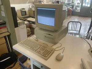 Vintage Apple Power Macintosh G3 233mhz 768mb 8.5gb w/ USB + FireWire - Picture 1 of 13