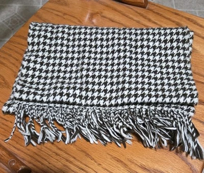 Bufanda elegante D&Y marrón y crema pata de gallo más suave que la cachemira usada en excelente estado Foto 1 de 2