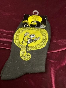 NEW JACK SKELLINGTON NIGHTMARE BEFORE CHRISTMAS NWT SIZE 9-11 BLACK SOCKS - Picture 1 of 3