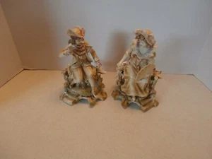 RARE ANTIQUE PORCELAIN GROUPING COUPLE COURTING AT A GARDEN BENCH FROM ITALY - Picture 1 of 12