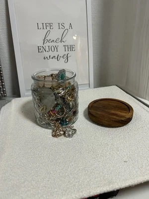 Modeschmuck Überraschungsglas Garantiert 50 Teile Konvolut , Silber/Gold - Bild 1 von 2