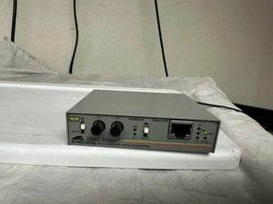 Convertitore multimediale Fast Ethernet Allied Telesyn AT-MC101XL con alimentatore - Foto 1 di 4
