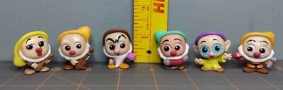 Lote de 6 enanos de Blancanieves Doorables Disney - Usados Foto 1 de 4