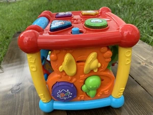 VTech Busy Learners Baby Activity Cube Toy Teach ABC 123 Music Colors Animals - Picture 1 of 6