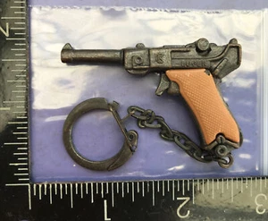 VINTAGE KEY RING Luger Gun Pistol Relvover made in Hong Kong - Picture 1 of 4