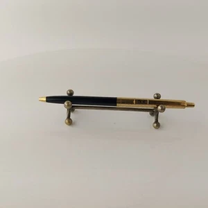 Bolígrafo Paper Mate Vintage Negro y Dorado Push Back Bolígrafo EE. UU. #5759 - Imagen 1 de 13