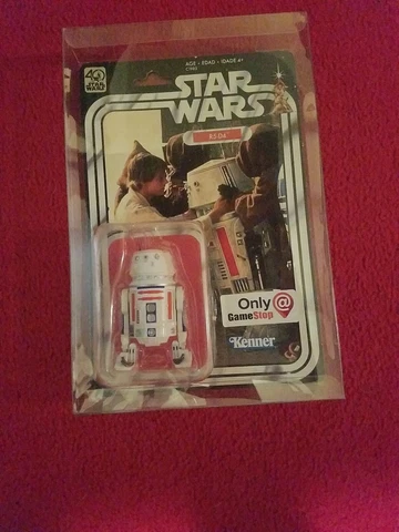 Star Wars Black Series 40th Anniversary 'R5-D4" "GameStop"with protective case! Cover