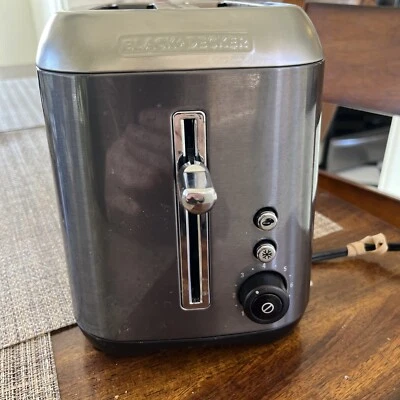 BLACK+DECKER TR3500SD Rapid Toast 2-Slice Toaster, Stainless Steel - Image 1 of 4