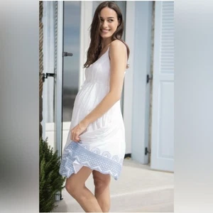 Vestido Blanco Seraphine Maternidad Verano Algodón con Bordado Azul. Talla 10 - Imagen 1 de 11