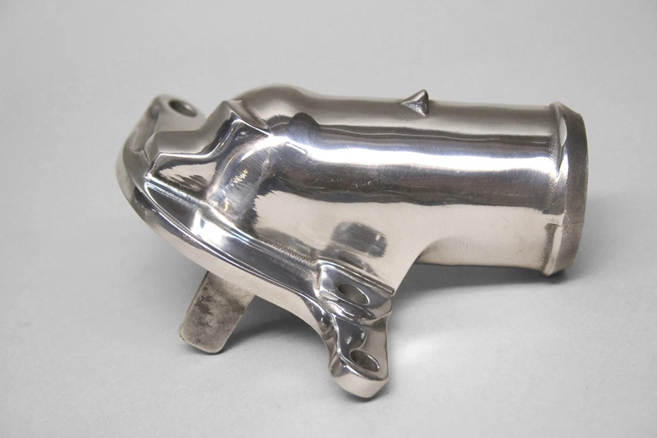 Salida de cuello de agua PRW 5234691 Foto 1 de 4