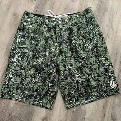 Volcom Board Shorts Mens 32 Green CAMO ASwim Trunks Drawstring Beach 1 Pocket - Image 1 of 4