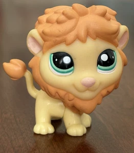Littlest Pet Shop LPS Hasbro #1004 ? LION Yellow and Orange Green Eyes No Magnet - Picture 1 of 6