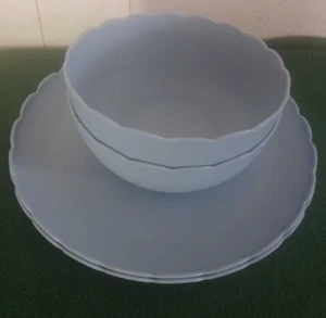 4 pcs Mainstays Plastic Dinner Plates,Cereal Bowls ligth blue - Picture 1 of 18