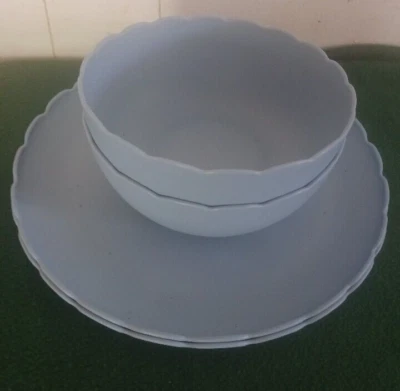 4 pcs Mainstays Plastic Dinner Plates,Cereal Bowls  ligth blue - Image 1 of 4