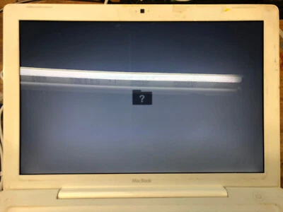 Apple MacBook Laptop Computer  Late 2007 Model A1181 Working Condition  - Image 1 of 4