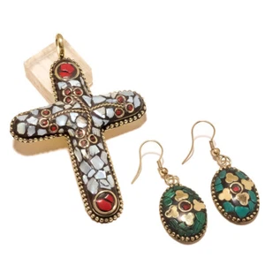 PEARL & RED CORAL STONE  NEPALI STYLE GOLD PLATED CROSS CHAIN PENDANT SET 3.1'' - Picture 1 of 1