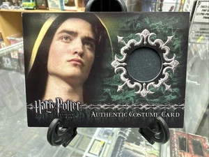 HP Goblet Of Fire Robert Pattinson As Cedric Diggory Costume Card /700  C8 - Picture 1 of 2