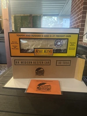 MTH Rail King Collector's  Pittsburgh, Pa. Iron City Beer Reefer-New Box A3 - Image 1 of 4