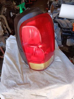 Conjunto de luz trasera SATURN RELAY derecha 05 06 07 Foto 1 de 3