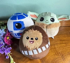 STAR WARS Squishmallows Grogu 'Il Bambino'/Chewbacca/R2-D2 Peluche Giocattolo Morbido -PACCHETTO - Foto 1 di 17