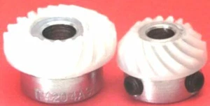 SINGER GEAR 620, 625, 628, 629, 630 SEWING MACHINE ANGLED HOOK GEAR SET - Picture 1 of 1