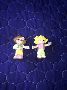 Fisher Price Little People Play 'n Go Camping Hiking Girl Figures Butterfly - Picture 1 of 2
