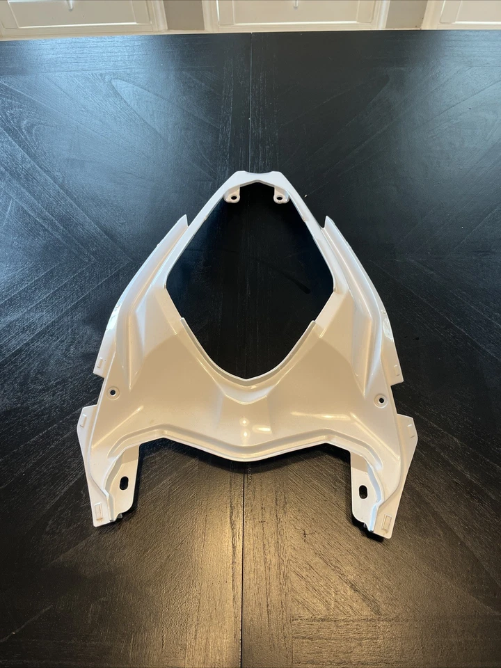 Carenado de sección trasera blanco Kawasaki Ninja 400 18-23 OEM: 36041-0036 como nuevo Foto 1 de 2