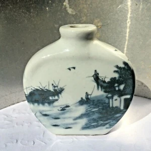 Vintage Chinese Kangxi Blue Porcelain Snuff Bottle Artemisia Leaf 中国瓷花瓶 - Picture 1 of 6