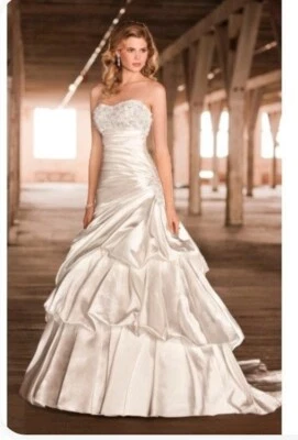 Essense of Australia свадебное платье, стиль D1324 - популярные свадебные дизайнеры - Изображение 1 из 4